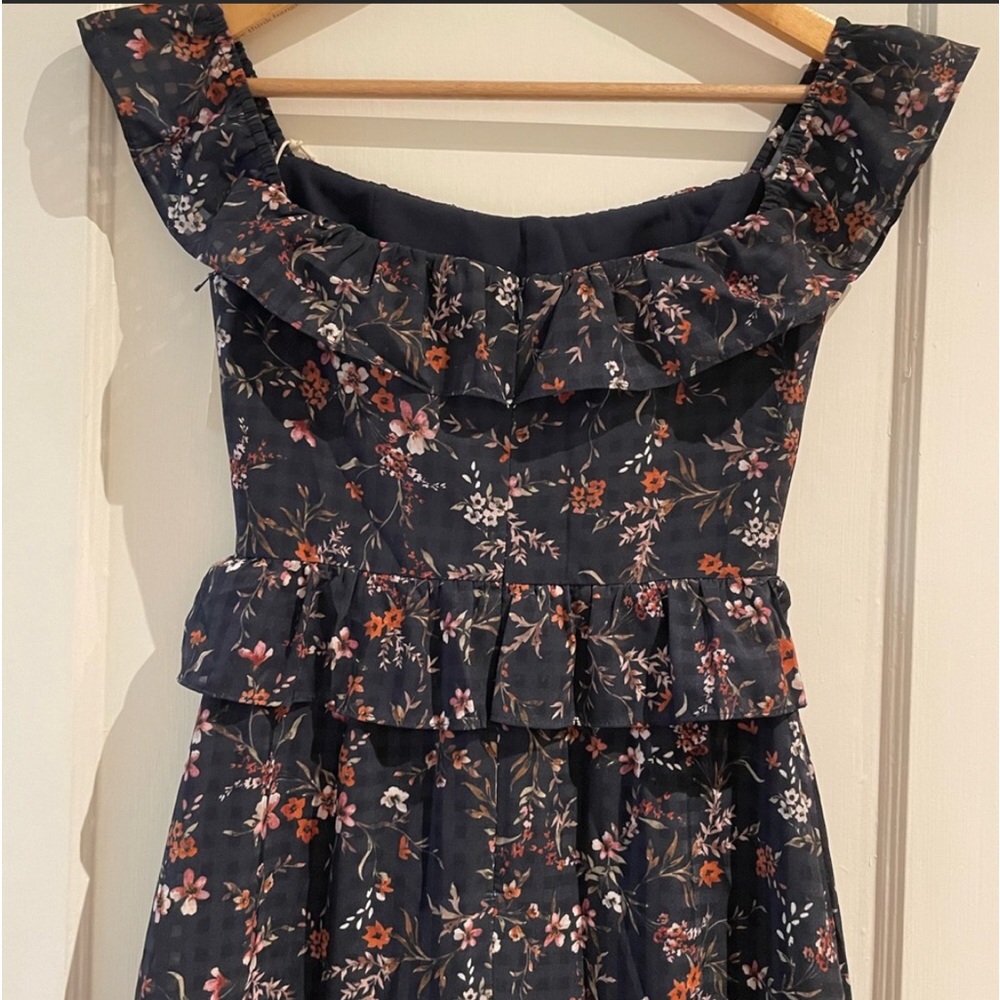 TULAROSA DRESS🌺 - Picture 5 of 9